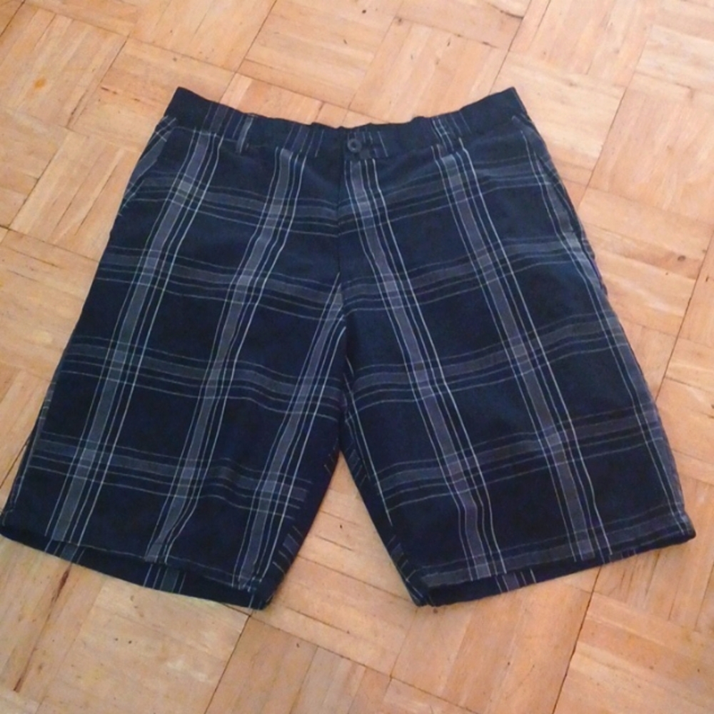 Burnside shorts men's size 36
